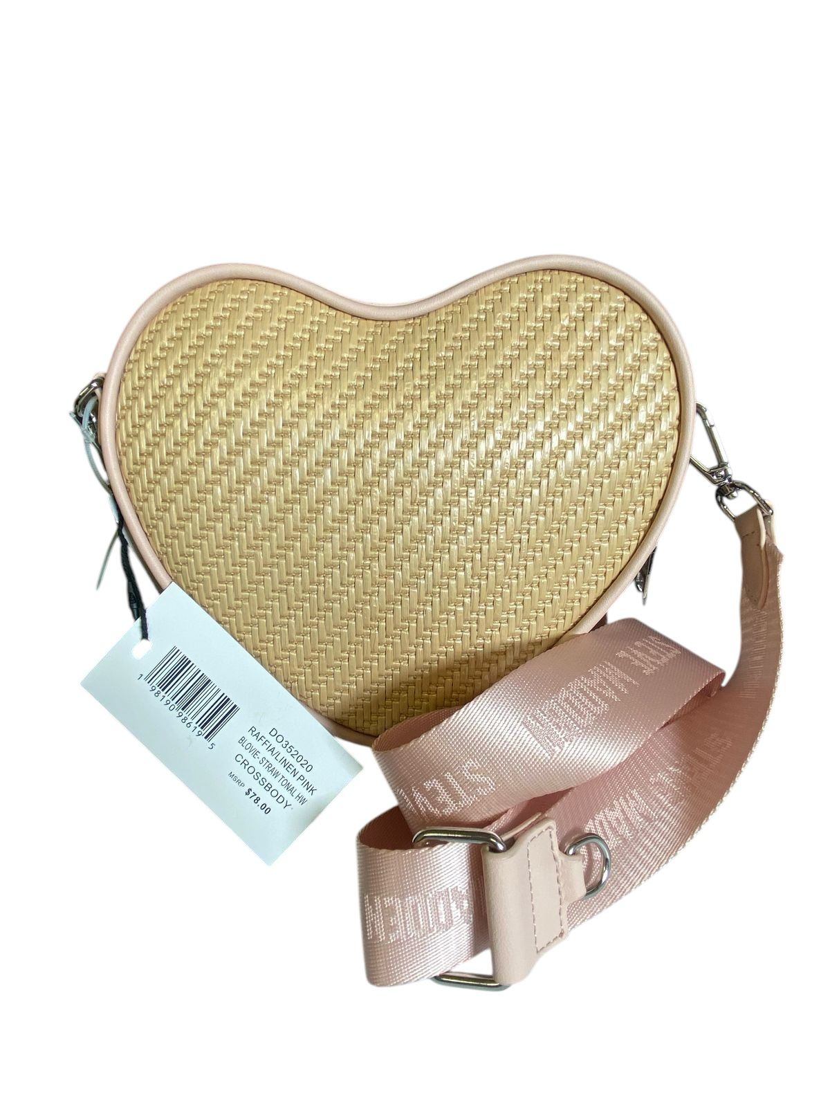 Bolsa Steve Madden Corazón Tejida – Romance y Estilo en Cada Detalle