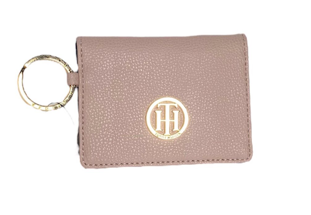 Cartera Tommy Hilfiger – Un toque de color, mucho estilo