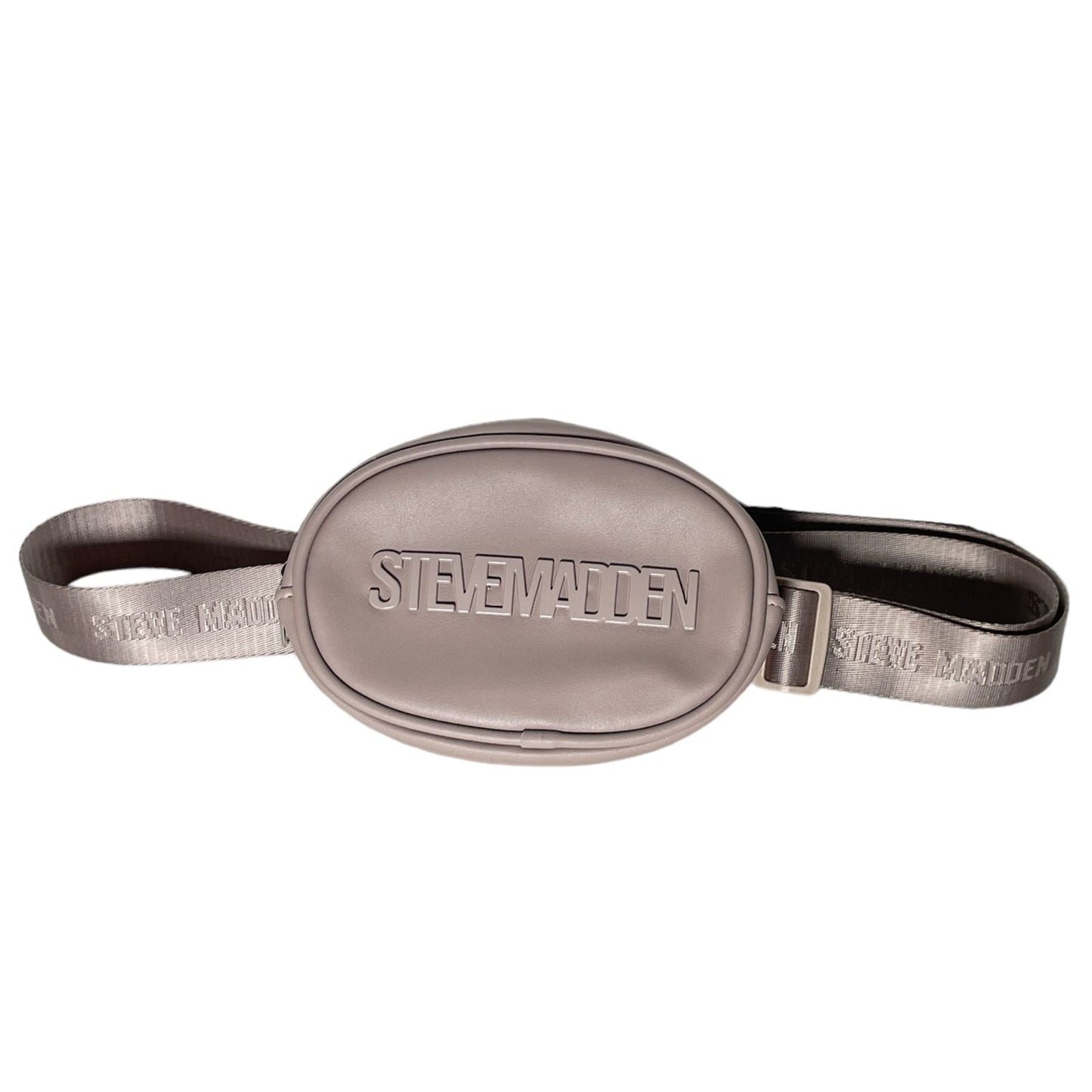 Cangurera Semi Redonda Steve Madden – Estilo urbano que se mueve contigo