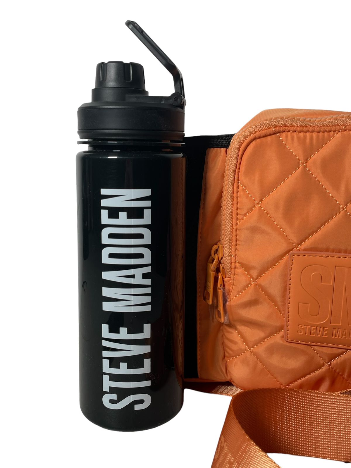 Bolsa Steve Madden Naranja con Termo – Estilo, Energía y Funcionalidad en Uno