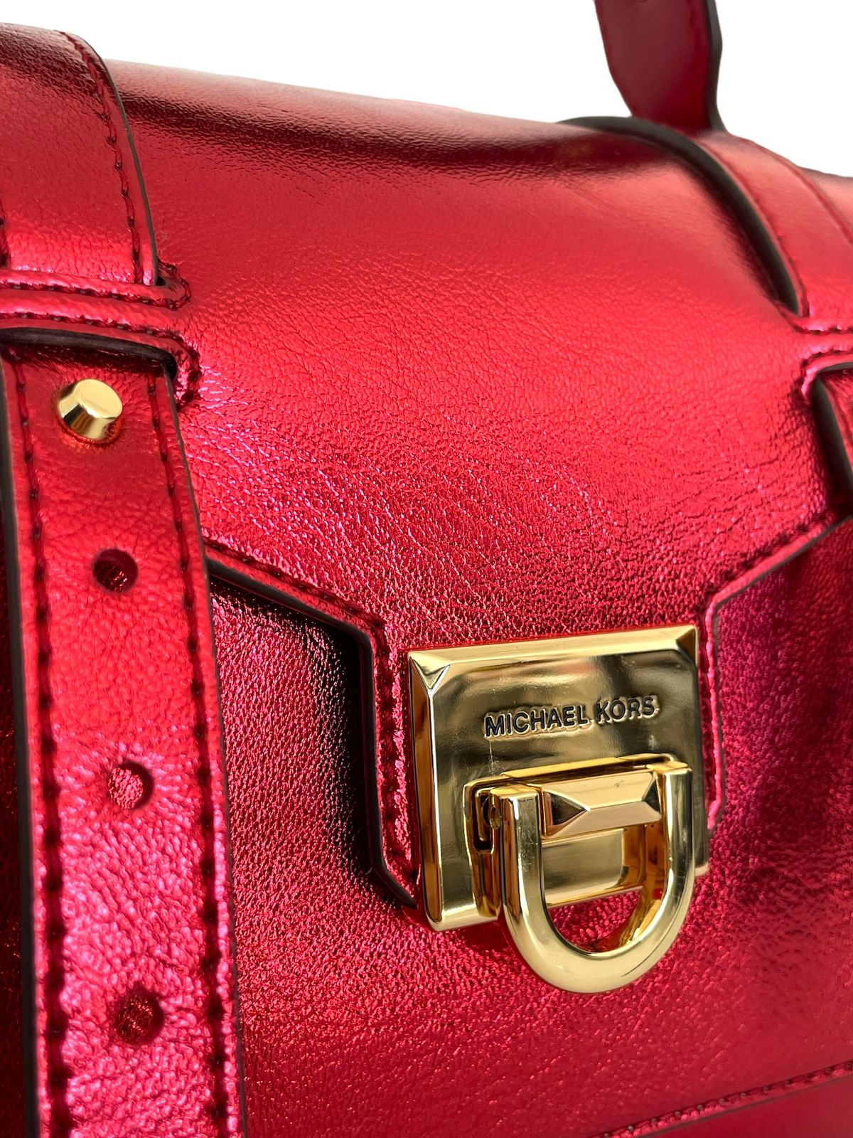 Bolsa Michael Kors Metálica – Un Brillo sofisticado que eleva tu estilo